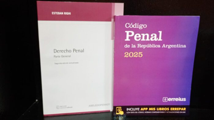 Combo Código Penal + Manual De Derecho Penal - Imagen 1
